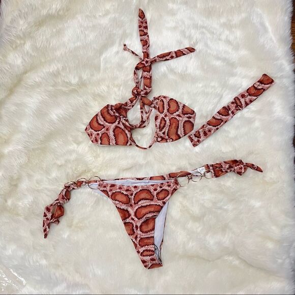 2pc bikini set  - Picture 1 of 4